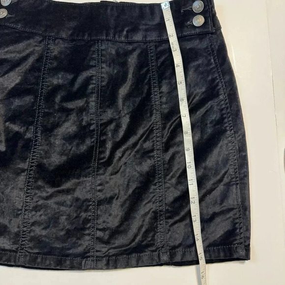 Free People Retro Velvet Mini Hi Rise Button Detail Back Zipper Size 25 - Picture 6 of 8
